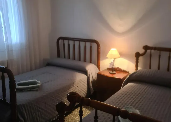 Dos Hermanas Sahagun